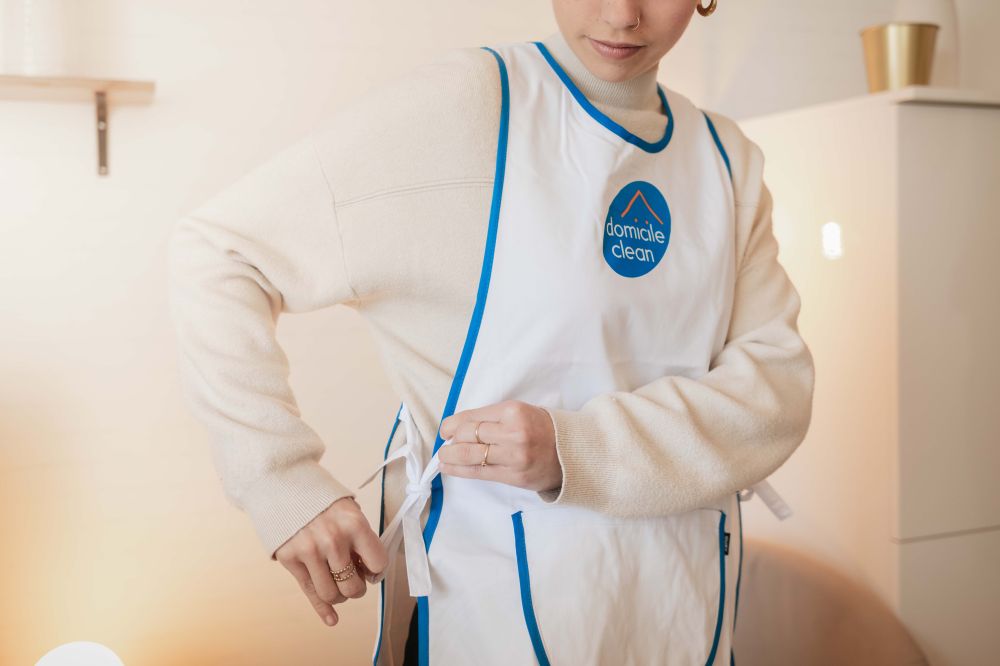 blouse-intervenante-m&eacute;nage